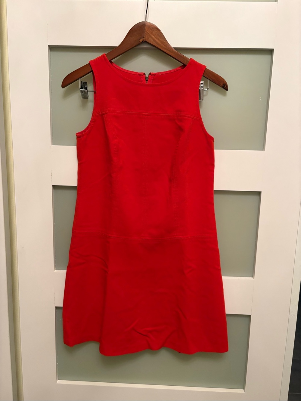 LOFT sleeveless shift dress in color Red size Small